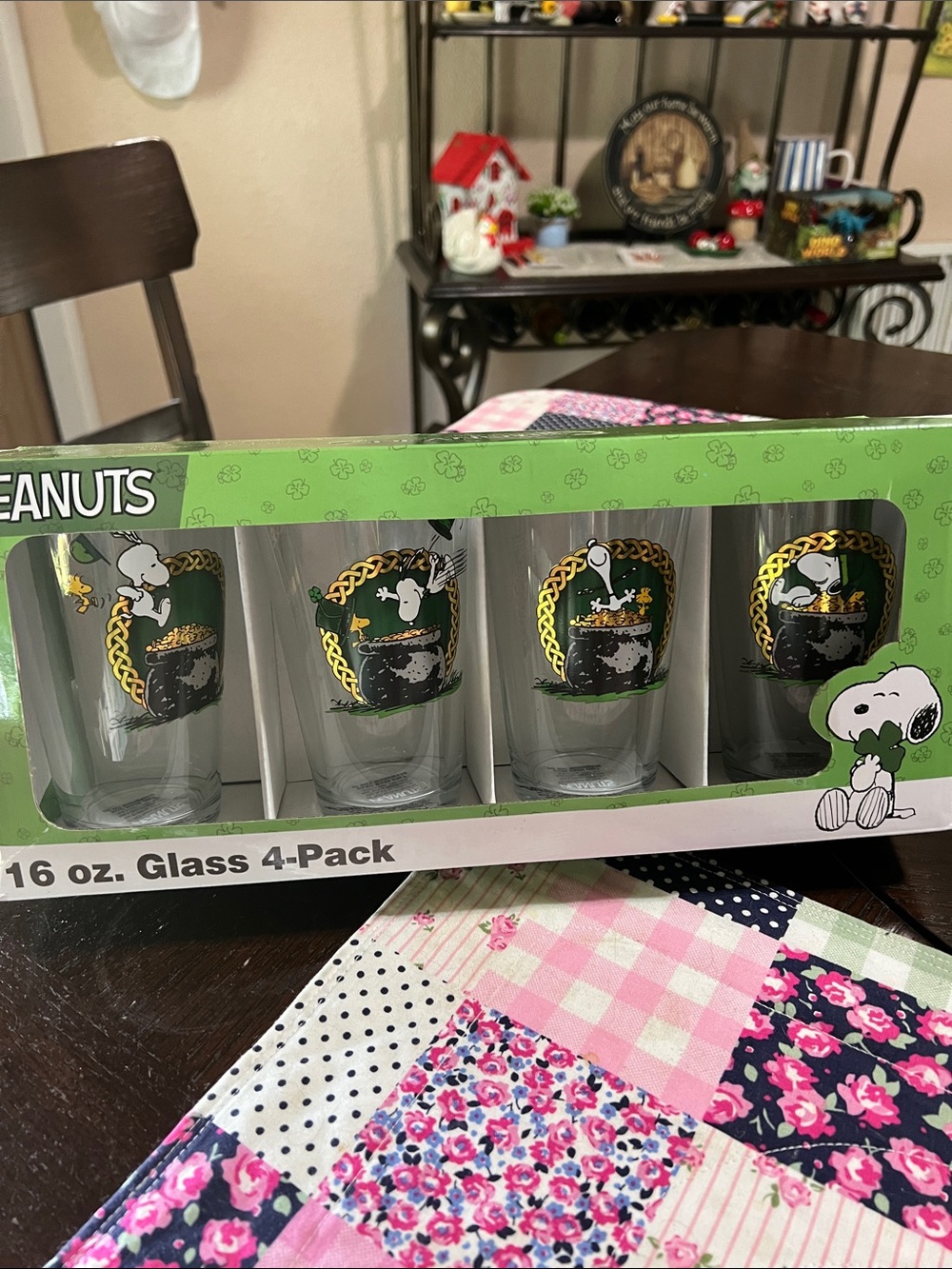 New Peanuts Snoopy 16 oz. Glass 4-Pack - Green Print